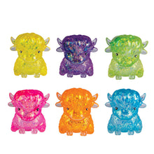 Load image into Gallery viewer, Highland Cow Smooshos Super Squeeze