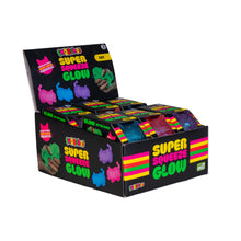 Load image into Gallery viewer, Smoosho’s Super Squeeze Glow-in-the-dark Cat