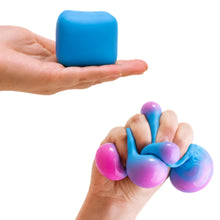 Load image into Gallery viewer, Smooshos    Colour Change Cube Squishy