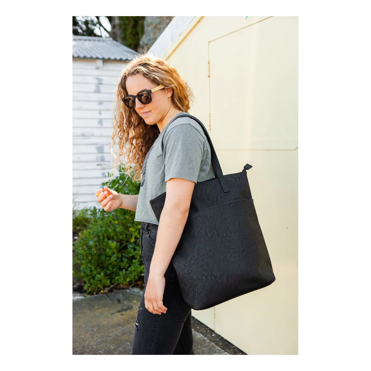 Moana Road Bag The Fendalton Tote Black Little Prince Little