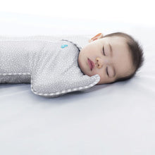 Load image into Gallery viewer, SWADDLE UP™ BAMBOO 1.0 TOG Wave Dot